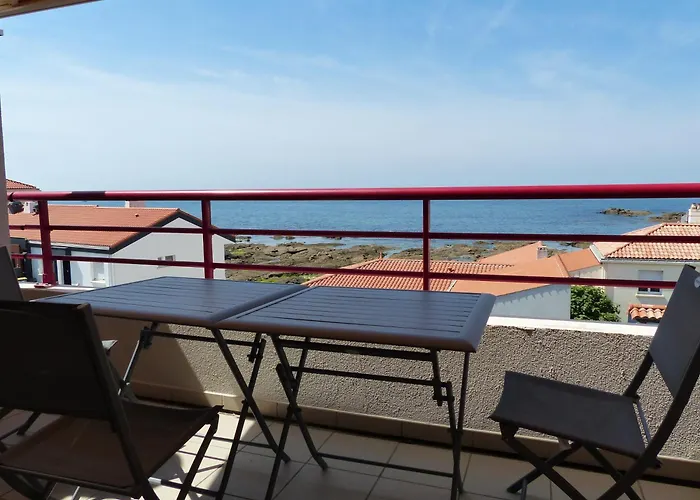 Appt Face à La Appartamento *