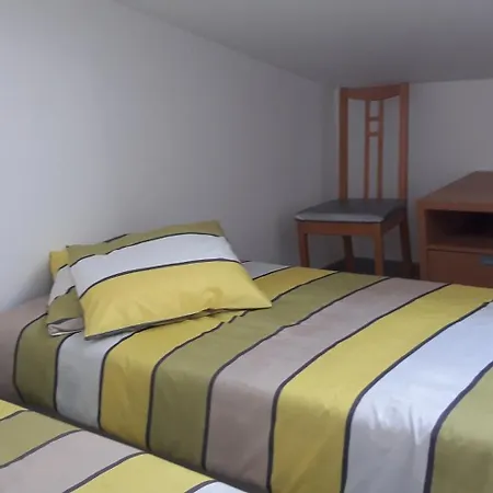 Appartement Appt Face A La *